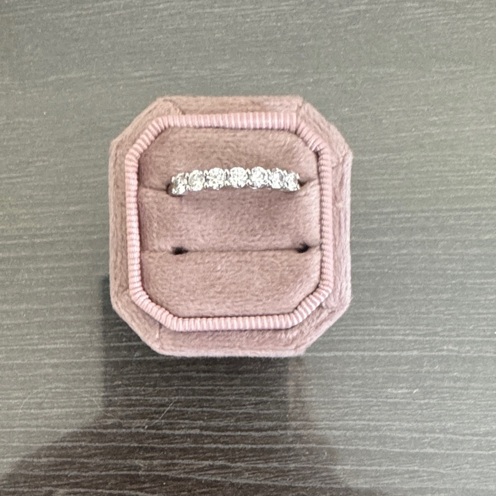 Elegant Silver Women's Ring